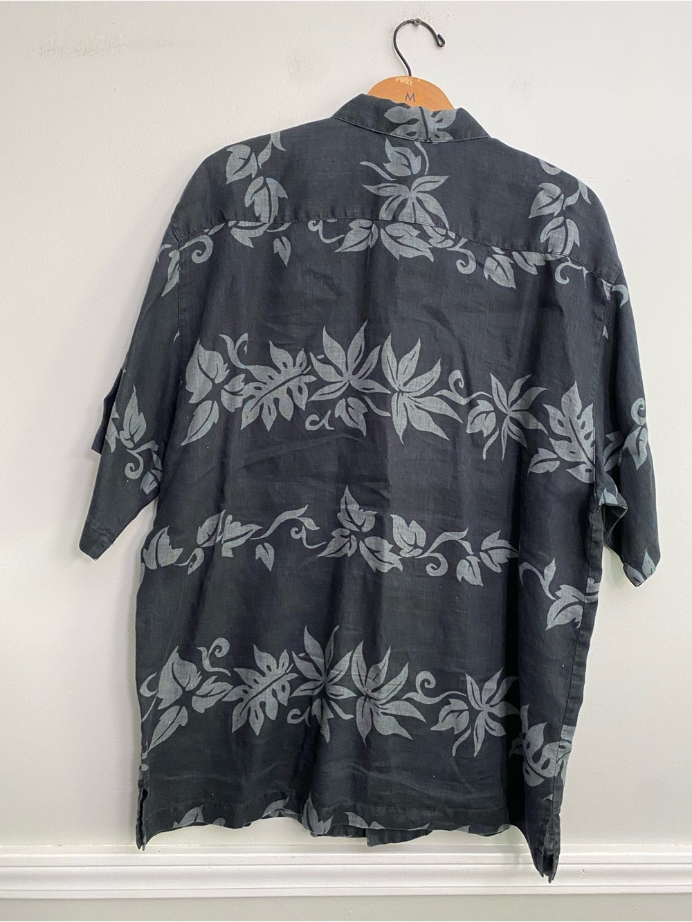 Vintage Tommy Bahama Linen Hawaiian Shirt Black Floral - L - Picture 2 of 3
